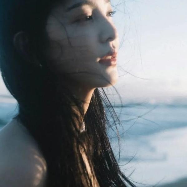 百合绽放
